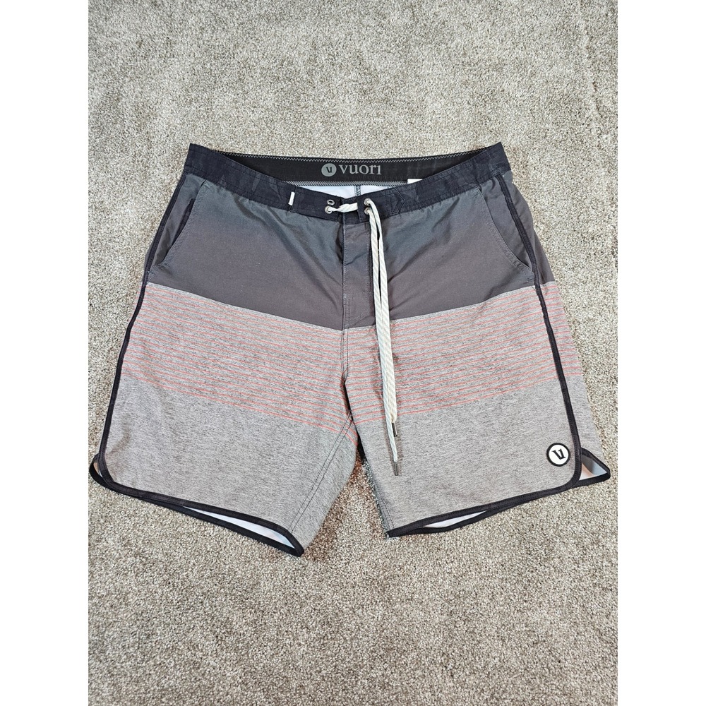 Vuori Cruise Boardshorts Mens 34 Grey Orange Stripe Colorblock V314 Swim Trunks